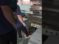 Цех производства массового производства влагозащищенных светильников.