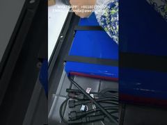 Интегрированный солнечный уличный фонарь с датчиком движения, используемый на улицах.