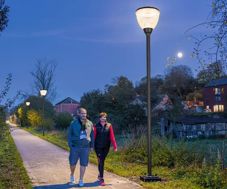 Последние блоги о компании What Are the Best All-Weather Courtyard Lights for Residential Projects?